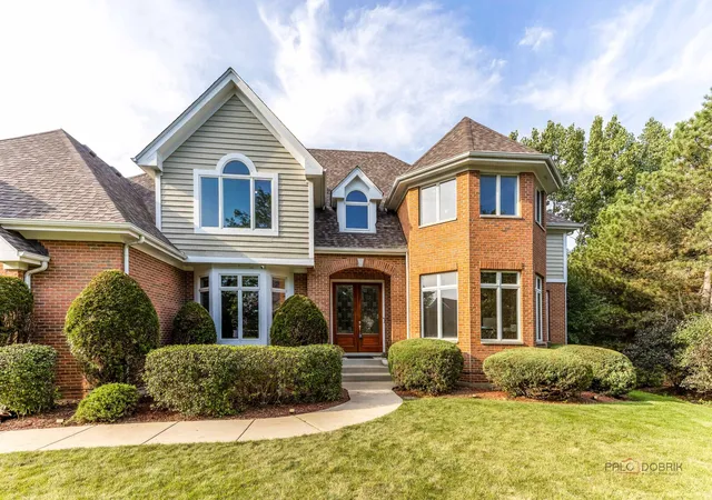 Photo 3 of Mansion for sale at 22904 N Ridgewood Ln, Kildeer, IL 60047 | MLS# 12758772 | Listing updated on 2026-09-14