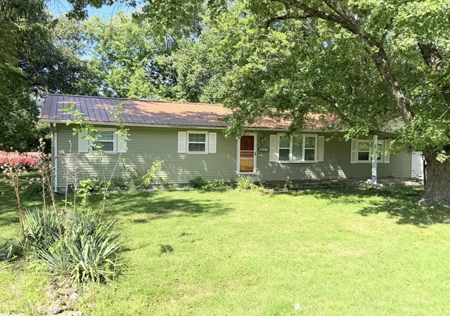 Photo 4 of Single family home for sale at 507 S Washington St, Galatia, IL 62935 | MLS# 12758806 | Listing updated on 2026-10-12