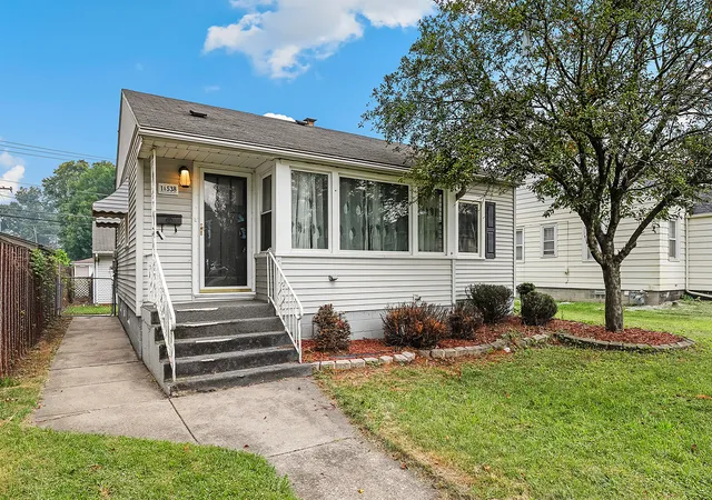 Photo 2 of Single family home for sale at 18538 Wentworth Ave, Lansing, IL 60438 | MLS# 12758931 | Listing updated on 2026-09-14