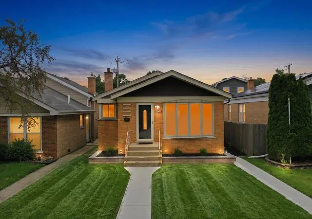 Photo 2 of Single family home for sale at 2905 W 102nd Place, Chicago, IL 60655 | MLS# 12758987 | Listing updated on 2026-09-14