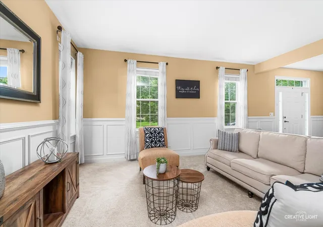 Photo 3 of Single family home for sale at 461 Mooresfield St, Elgin, IL 60124 | MLS# 12759209 | Listing updated on 2026-09-15