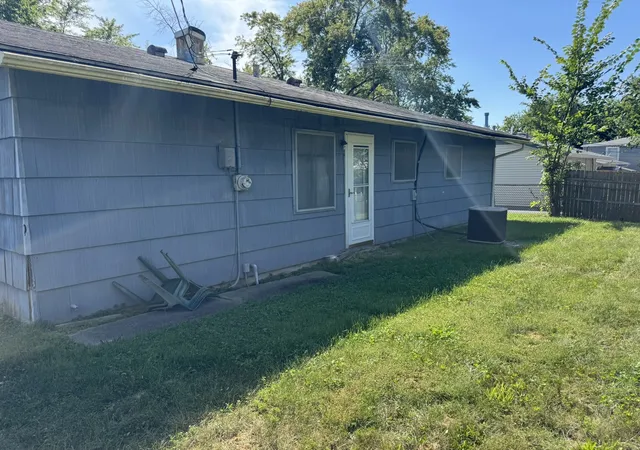 Photo 2 of Single family home for sale at 1020 Highland Ave, Lockport, IL 60441 | MLS# 12759363 | Listing updated on 2026-09-25