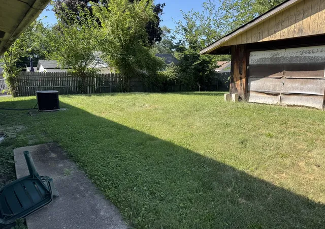 Photo 3 of Single family home for sale at 1020 Highland Ave, Lockport, IL 60441 | MLS# 12759363 | Listing updated on 2026-09-25
