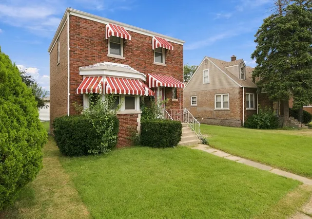 Photo 2 of Single family home for sale at 334 Pulaski Rd, Calumet City, IL 60409 | MLS# 12759399 | Listing updated on 2026-09-14