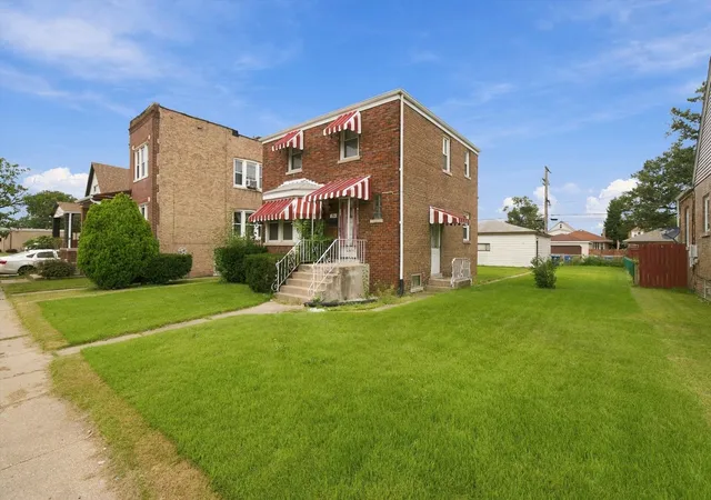 Photo 3 of Single family home for sale at 334 Pulaski Rd, Calumet City, IL 60409 | MLS# 12759399 | Listing updated on 2026-09-14