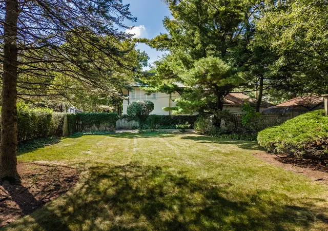 Photo 4 of Land for sale at 590 Willow Rd, Winnetka, IL 60093 | MLS# 12759407 | Listing updated on 2026-09-15