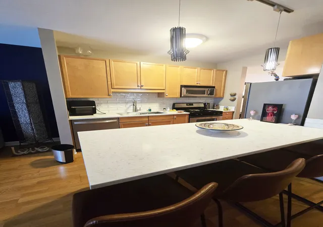 Photo 3 of Condo for sale at 1133 S State St #606B, Chicago, IL 60605 | MLS# 12759828 | Listing updated on 2026-09-22