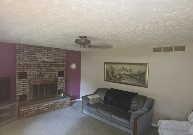 Photo 3 of Single family home for sale at 125 S Fisher St, Mclean, IL 61754 | MLS# 12761191 | Listing updated on 2026-10-04