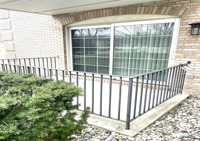 Photo 2 of Sale Pending at 2741 Georgetowne Dr #A1, Highland, IN 46322 | MLS# 835202 | Listing updated on 2026-09-14