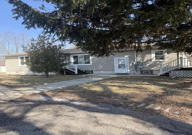 Photo 3 of Single family home for sale at 10920 Thielen St, St. John, IN 46373 | MLS# 834116 | Listing updated on 2026-09-14
