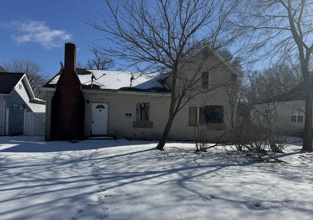 Photo 1 of Single family home for sale at 101 Hamlet St, Hamlet, IN 46532 | MLS# 834184 | Listing updated on 2026-09-10