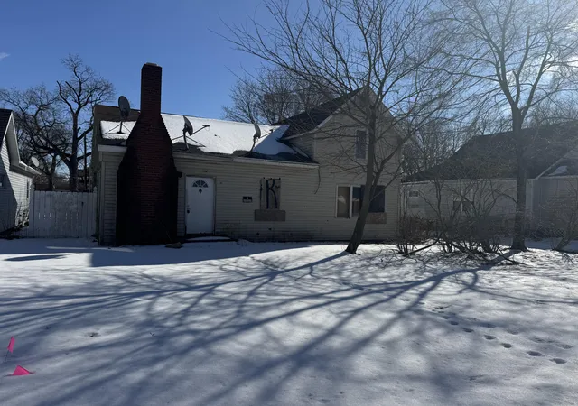 Photo 2 of Single family home for sale at 101 Hamlet St, Hamlet, IN 46532 | MLS# 834184 | Listing updated on 2026-09-10