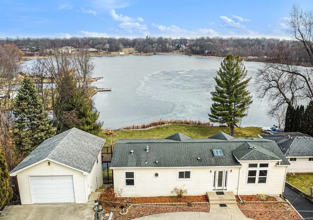 Photo 3 of Single family home for sale at 33 S 600 West, Hebron, IN 46341 | MLS# 834694 | Listing updated on 2026-09-15