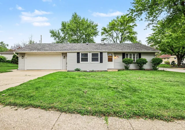 Photo 1 of Single family home for sale at 7080 Sherwood Ave, Portage, IN 46368 | MLS# 837949 | Listing updated on 2026-09-11