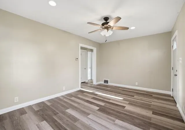 Photo 3 of Single family home for sale at 560 Ralston St, Gary, IN 46406 | MLS# 837442 | Listing updated on 2026-09-14