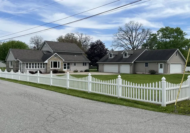 Photo 1 of Single family home for sale at 6315 W 147th Avenue, Crown Point, IN 46307 | MLS# 837853 | Listing updated on 2026-09-14