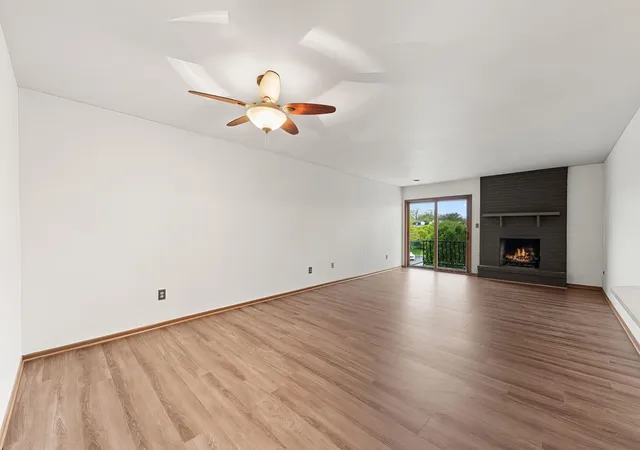 Photo 3 of Sale Pending at 1720 Homan Dr #202, Schererville, IN 46375 | MLS# 838033 | Listing updated on 2026-09-10