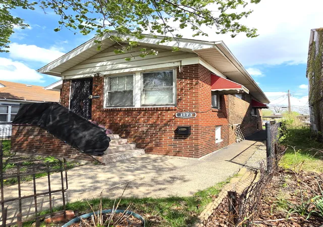 Photo 3 of Single family home for sale at 1173 Tyler St, Gary, IN 46407 | MLS# 838041 | Listing updated on 2026-09-15