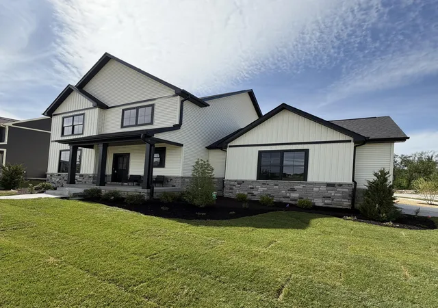 Photo 1 of Sale Pending at 2230 Redwood Ln, Chesterton, IN 46304 | MLS# 838352 | Listing updated on 2026-09-11