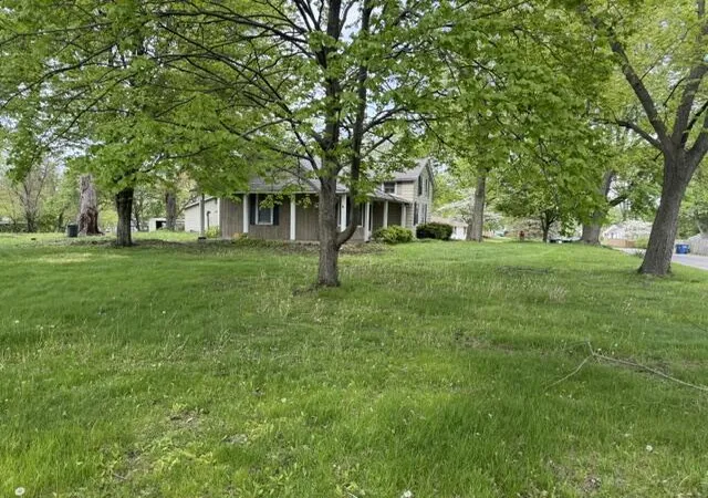 Photo 3 of Single family home for sale at 1001 Earl Rd, Michigan City, IN 46360 | MLS# 838417 | Listing updated on 2026-09-14