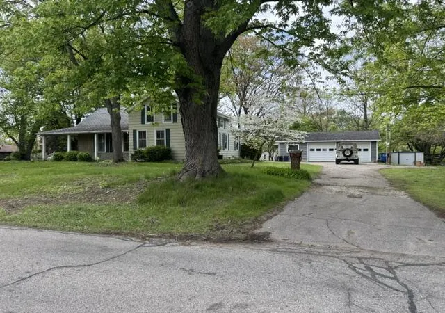 Photo 4 of Single family home for sale at 1001 Earl Rd, Michigan City, IN 46360 | MLS# 838417 | Listing updated on 2026-09-14