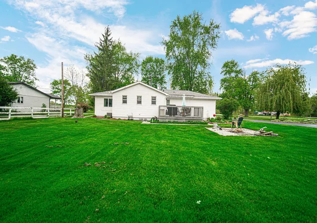Photo 4 of Single family home for sale at 746 W 700 North, Hobart, IN 46342 | MLS# 838541 | Listing updated on 2026-09-14