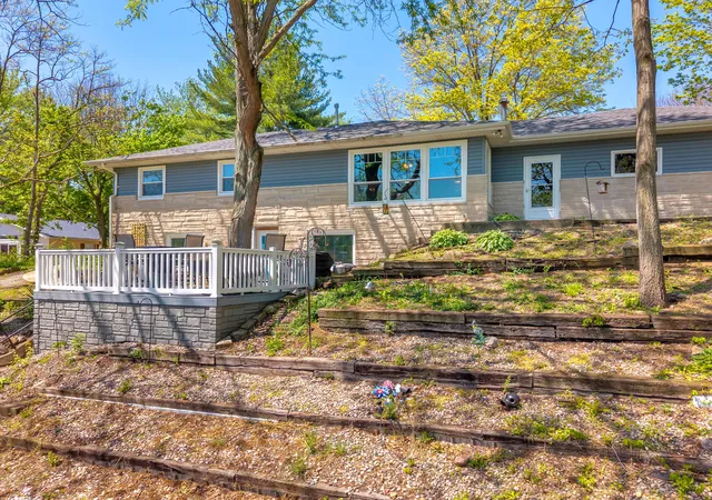 Photo 2 of Sale Pending at 8395 N Kiger Dr, Monticello, IN 47960 | MLS# 838498 | Listing updated on 2026-09-12