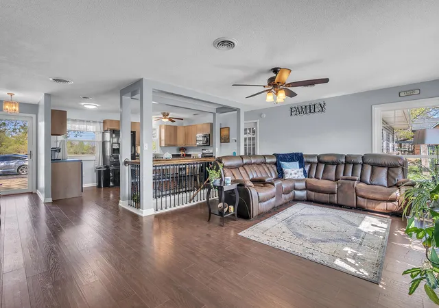Photo 4 of Sale Pending at 8395 N Kiger Dr, Monticello, IN 47960 | MLS# 838498 | Listing updated on 2026-09-12