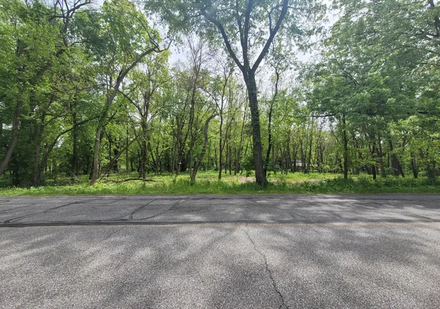 Photo 1 of Land for sale at 594 W Division Rd, Valparaiso, IN 46385 | MLS# 839063 | Listing updated on 2026-09-11