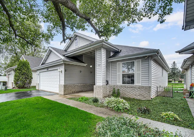 Photo 1 of Sale Pending at 11130 Allendale Ct, Crown Point, IN 46307 | MLS# 839145 | Listing updated on 2026-09-12
