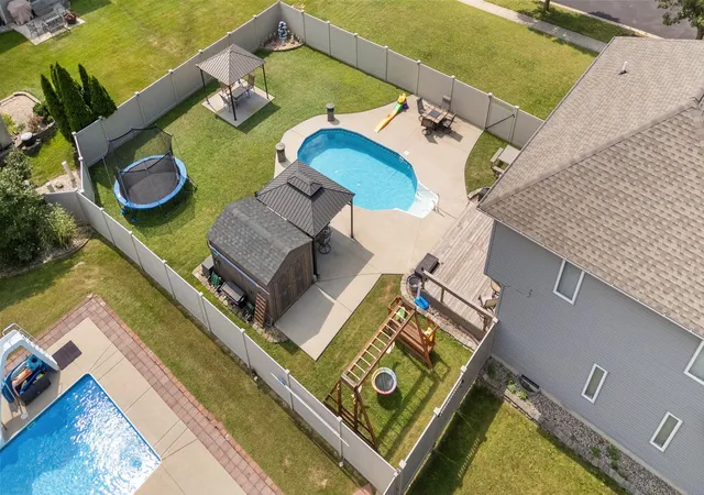 Photo 2 of Single family home for sale at 301 E 125th Avenue, Crown Point, IN 46307 | MLS# 839170 | Listing updated on 2026-09-15