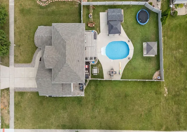 Photo 4 of Single family home for sale at 301 E 125th Avenue, Crown Point, IN 46307 | MLS# 839170 | Listing updated on 2026-09-15