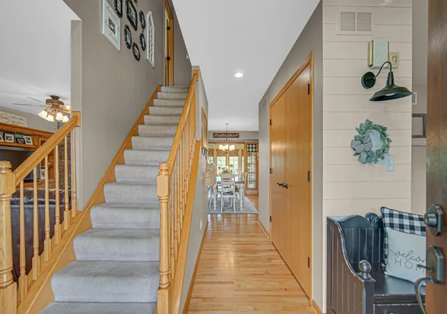 Photo 2 of Single family home for sale at 628 Fawn Cir, Lowell, IN 46356 | MLS# 839599 | Listing updated on 2026-09-14