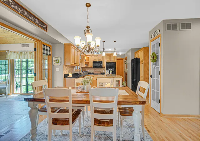 Photo 3 of Sale Pending at 628 Fawn Cir, Lowell, IN 46356 | MLS# 839599 | Listing updated on 2026-09-23