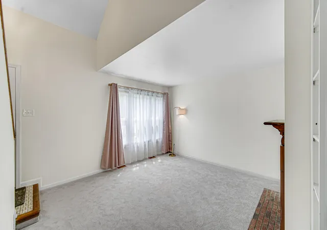 Photo 4 of Townhouse for sale at 771 Kenmare Pkwy, Crown Point, IN 46307 | MLS# 839977 | Listing updated on 2026-09-15