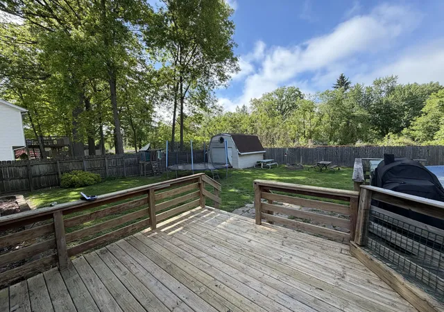 Photo 3 of Single family home for sale at 1622 Port Cvs Dr, Chesterton, IN 46304 | MLS# 840225 | Listing updated on 2026-09-14