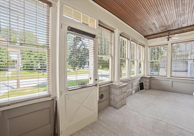 Photo 2 of Sale Pending at 317 S East St, Crown Point, IN 46307 | MLS# 840259 | Listing updated on 2026-09-11