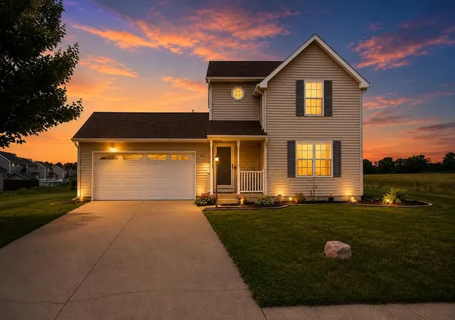 Photo 2 of Single family home for sale at 204 Walnut Xing Dr, Walkerton, IN 46574 | MLS# 840360 | Listing updated on 2026-09-10