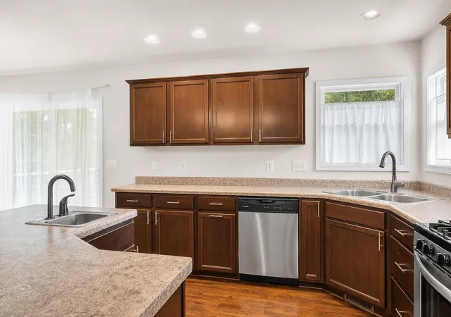 Photo 3 of Sale Pending at 610 19th Street SE, De Motte, IN 46310 | MLS# 841249 | Listing updated on 2026-09-15