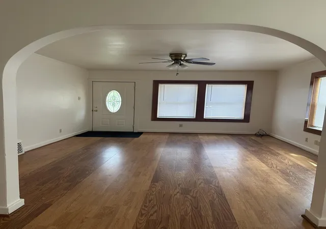 Photo 2 of Single family home for sale at 128 Grace St, Michigan City, IN 46360 | MLS# 841763 | Listing updated on 2026-09-11