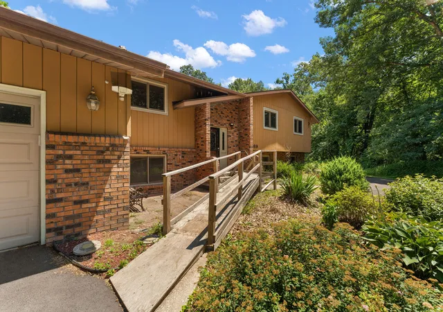 Photo 3 of Single family home for sale at 1089 N 200 West, Chesterton, IN 46304 | MLS# 841929 | Listing updated on 2026-09-10