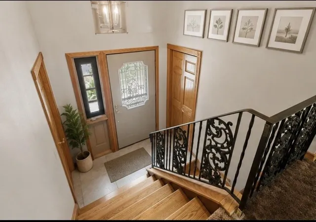Photo 3 of Single family home for sale at 1089 N 200 West, Chesterton, IN 46304 | MLS# 841929 | Listing updated on 2026-09-10