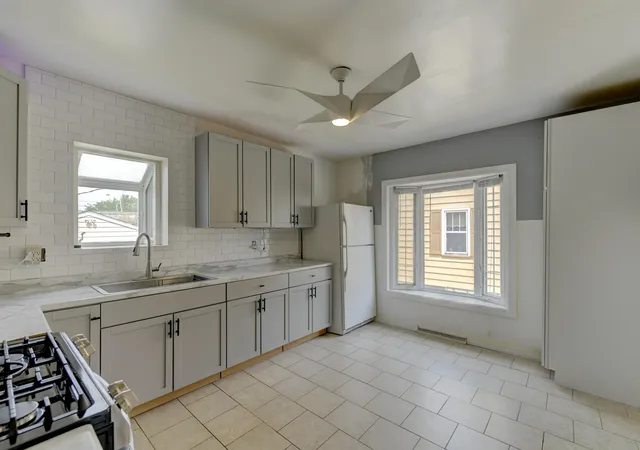 Photo 3 of Sale Pending at 7420 S Mccook Ave, Hammond, IN 46323 | MLS# 842479 | Listing updated on 2026-09-12