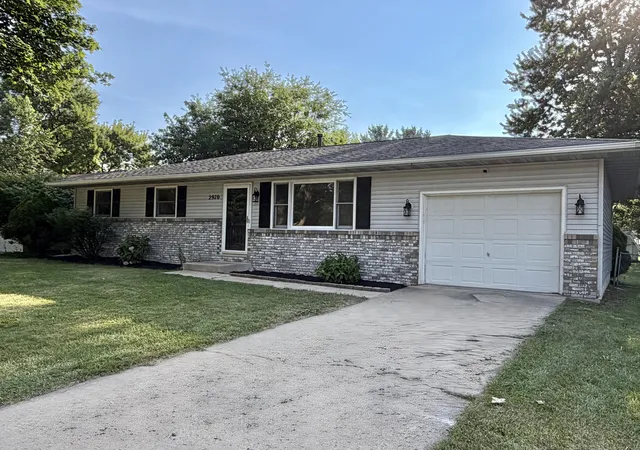 Photo 2 of Single family home for sale at 2970 Monnier St, Portage, IN 46368 | MLS# 842435 | Listing updated on 2026-09-15