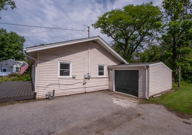 Photo 3 of Single family home for sale at 3138 W 45th Avenue, Gary, IN 46408 | MLS# 842513 | Listing updated on 2026-09-21