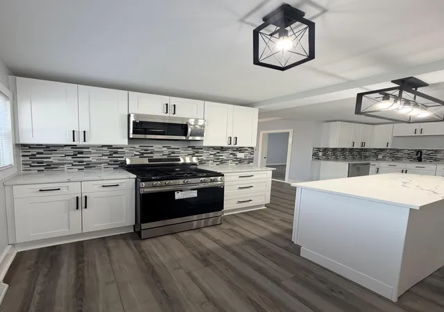 Photo 3 of Single family home for sale at 201 Garden St, North Judson, IN 46366 | MLS# 842612 | Listing updated on 2026-09-13