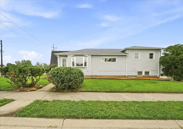 Photo 1 of Sale Pending at 8228 Kennedy Ave, Highland, IN 46322 | MLS# 842675 | Listing updated on 2026-09-13