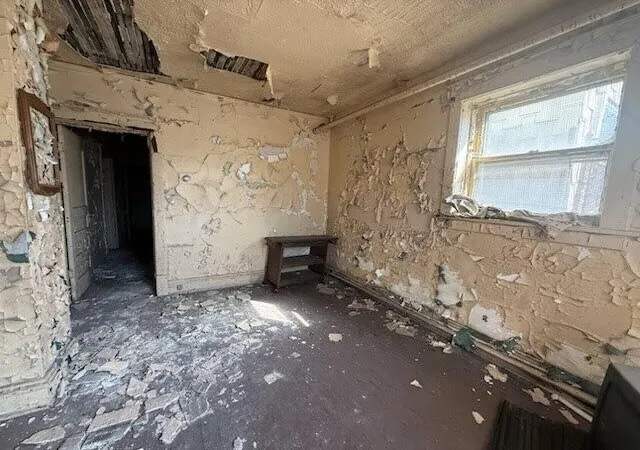 Photo 3 of Sale Pending at 1531 Van Buren St, Gary, IN 46407 | MLS# 843139 | Listing updated on 2026-10-05