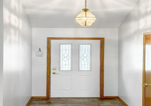 Photo 2 of Sale Pending at 2016 Texas St, Chesterton, IN 46304 | MLS# 844539 | Listing updated on 2026-09-09
