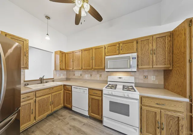Photo 3 of Sale Pending at 2016 Texas St, Chesterton, IN 46304 | MLS# 844539 | Listing updated on 2026-09-09